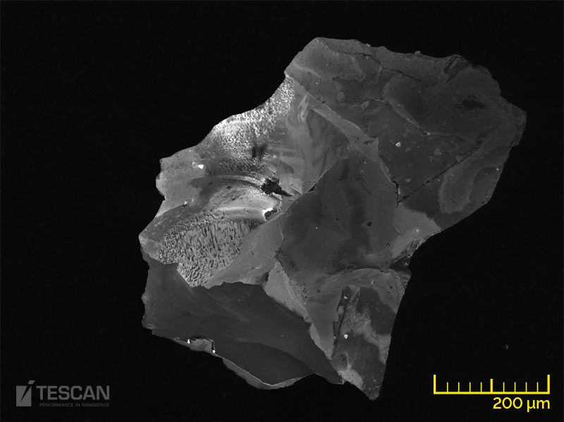 Corund inclusion - Al2O3 + silicates